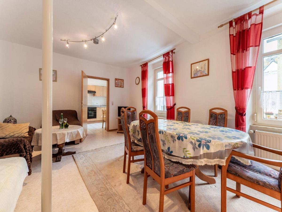 Comfortable Apartment In Ediger Eller Eifel Санкт-Альдегунд Экстерьер фото